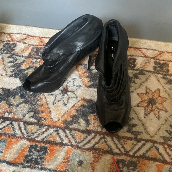 Also peep toe leather fold over sandal bootie - Picture 2 of 5